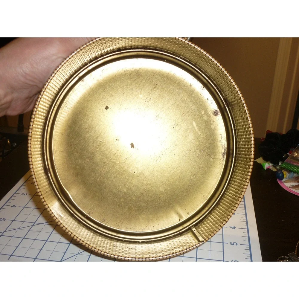Vintage Tiny Tim Douglass Crockwell Christmas Tin Round 8‎ Inch Holiday Decor
